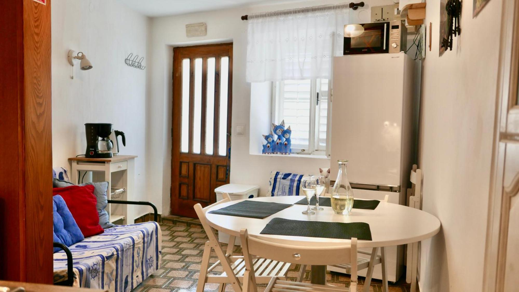 Potocina 21 Apartment Vrbnik Ngoại thất bức ảnh
